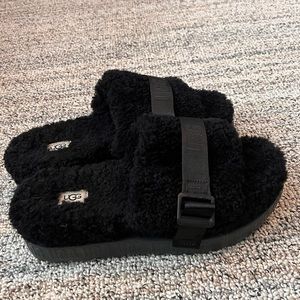 UGG Fluffita Slides, black, never worn, size 11